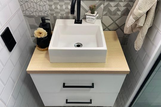 Banheiro de apartamento à venda com 2 quartos, 44m² em Parque Ipe, São Paulo