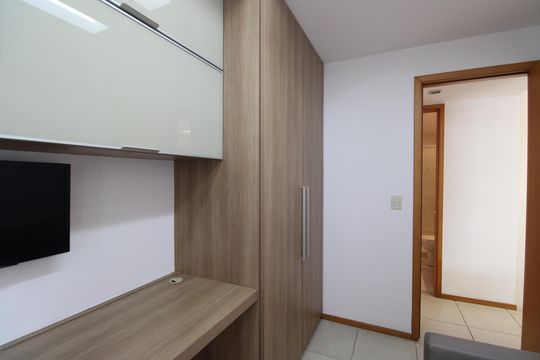 Quarto 1 de apartamento à venda com 3 quartos, 78m² em Barra Olímpica, Rio de Janeiro