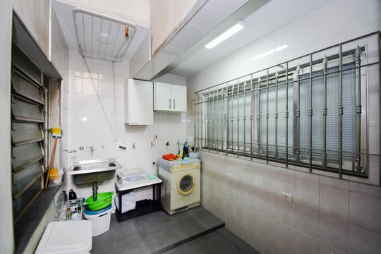 Área de Serviço de casa para alugar com 4 quartos, 240m² em Jardim Aida, Guarulhos
