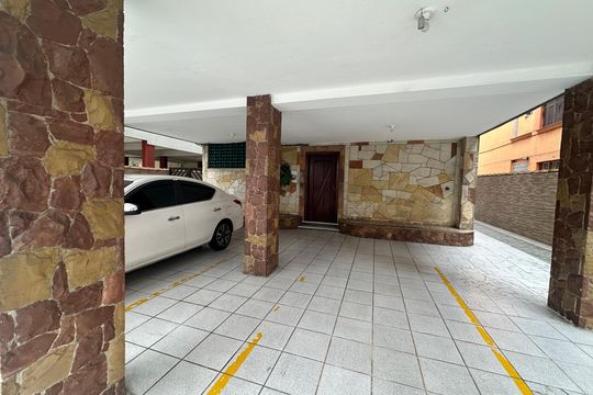 Garagem de apartamento para alugar com 2 quartos, 69m² em Centro, São Vicente