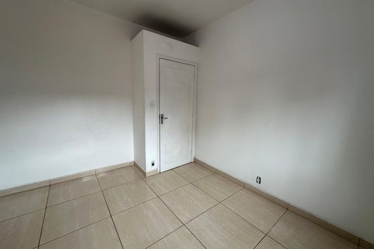 Quarto de apartamento para alugar com 2 quartos, 69m² em Centro, São Vicente