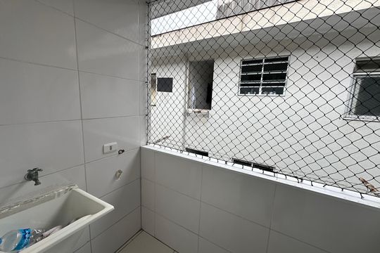 Área de Serviço de apartamento para alugar com 2 quartos, 69m² em Centro, São Vicente