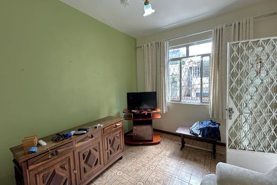 Casa para alugar com 2 quartos, 100m² em Vila Valqueire, Rio de Janeiro