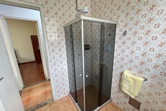 Banheiro Social de casa para alugar com 2 quartos, 100m² em Vila Valqueire, Rio de Janeiro