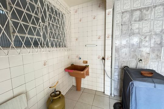 Área de Serviço de casa para alugar com 2 quartos, 100m² em Vila Valqueire, Rio de Janeiro