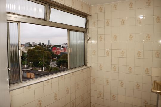Área de serviço de apartamento para alugar com 2 quartos, 56m² em Conjunto Habitacional Padre Manoel de Paiva, São Paulo