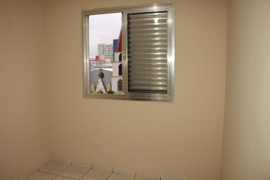 Quarto de apartamento para alugar com 2 quartos, 56m² em Conjunto Habitacional Padre Manoel de Paiva, São Paulo