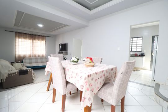 Sala de Jantar de casa para alugar com 3 quartos, 148m² em Vigilato Pereira, Uberlândia