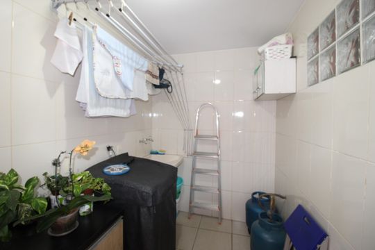 Área de Serviço de casa à venda com 2 quartos, 135m² em Parque Dom Joao Neri, São Paulo