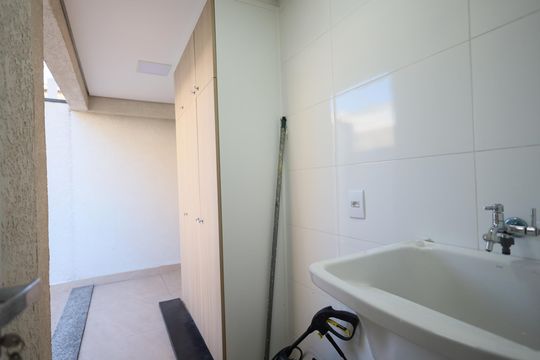 Área de Serviço de apartamento à venda com 2 quartos, 85m² em Bela Vista, Osasco