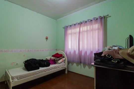 Casa à venda com 4 quartos, 195m² em Jardim Zaira, Mauá
