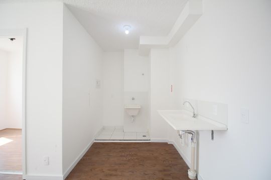 Cozinha de apartamento à venda com 2 quartos, 43m² em Vila Andrade, São Paulo