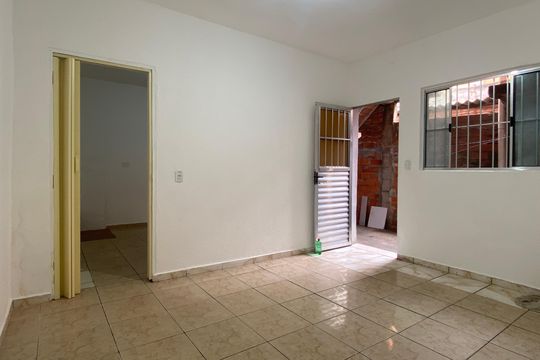 Sala de casa para alugar com 1 quarto, 40m² em Baronesa, Osasco