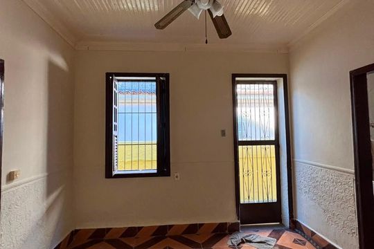 Sala de casa para alugar com 2 quartos, 70m² em Encantado, Rio de Janeiro