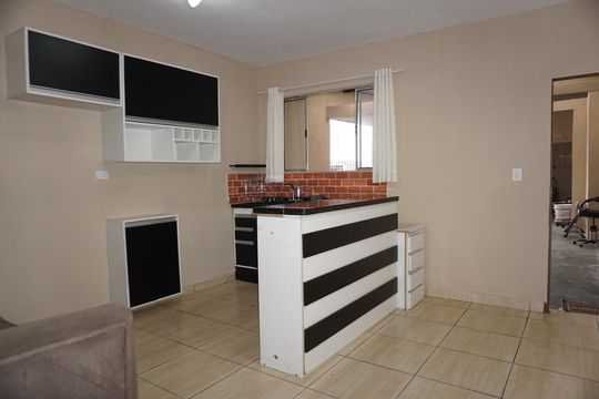Casa para alugar com 2 quartos, 50m² em Parque Independencia, Embu das Artes