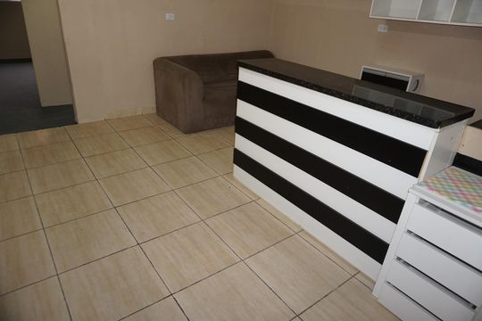 Sala/Cozinha de casa para alugar com 2 quartos, 50m² em Parque Independencia, Embu das Artes