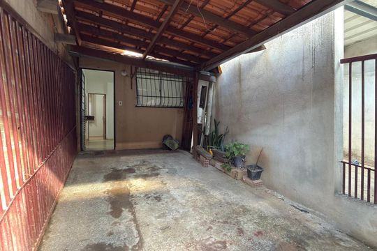 Área externa de casa de condomínio para alugar com 2 quartos, 80m² em Solar do Barreiro, Belo Horizonte