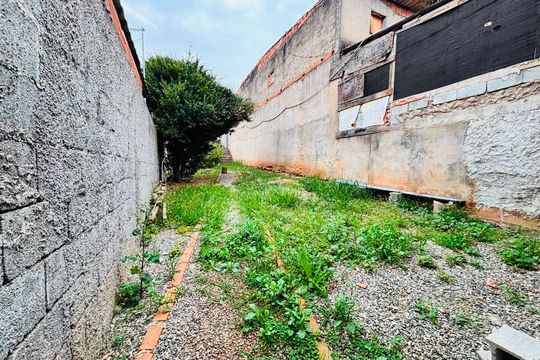 Quintal de casa à venda com 2 quartos, 61m² em Refúgio dos Bandeirantes, Barueri