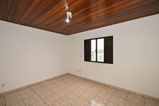 Quarto 2 de casa à venda com 3 quartos, 180m² em Vila Sonia do Taboao, Taboão da Serra