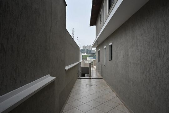 Corredor externo de casa à venda com 3 quartos, 180m² em Vila Sonia do Taboao, Taboão da Serra