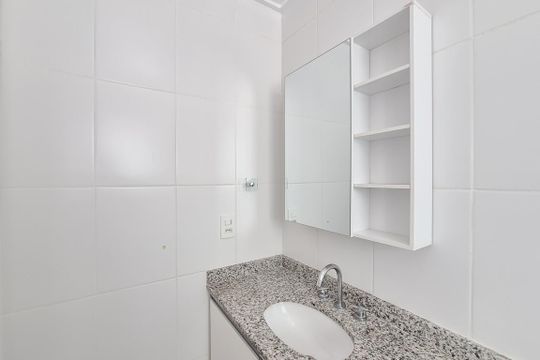 Banheiro da Suíte de apartamento para alugar com 2 quartos, 70m² em Jardim Independencia, São Bernardo do Campo