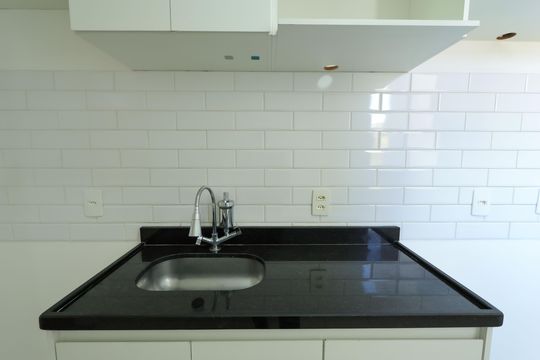 Cozinha de apartamento para alugar com 2 quartos, 52m² em Buritis, Belo Horizonte