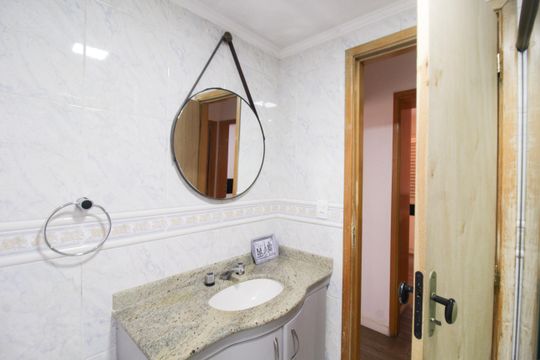 Banheiro de apartamento para alugar com 3 quartos, 60m² em Jardim Iris, São Paulo