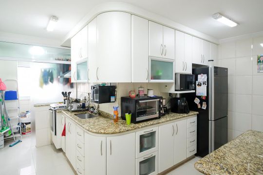Cozinha de apartamento para alugar com 3 quartos, 86m² em Santa Maria, São Caetano do Sul