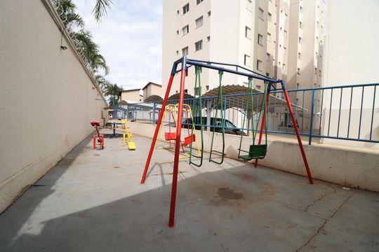 Área comum - Playground de apartamento para alugar com 2 quartos, 50m² em Chácaras Tubalina E Quartel, Uberlândia