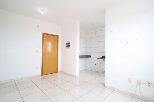 Sala de apartamento para alugar com 2 quartos, 50m² em Chácaras Tubalina E Quartel, Uberlândia