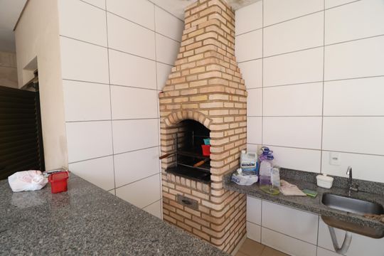 Área comum - Churrasqueira de apartamento para alugar com 2 quartos, 50m² em Chácaras Tubalina E Quartel, Uberlândia