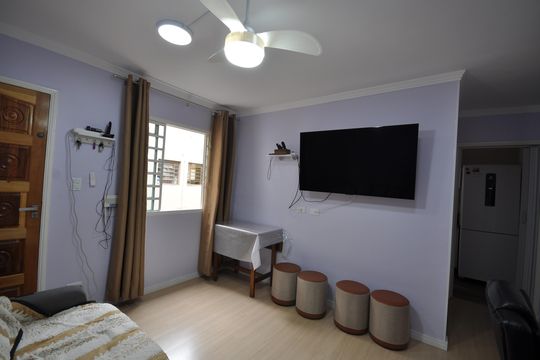 Sala de apartamento à venda com 2 quartos, 50m² em Jardim Martins Silva, São Paulo