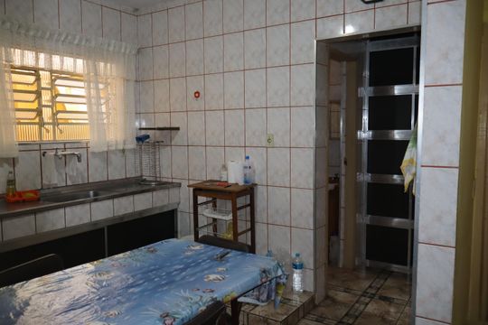 Cozinha de casa à venda com 3 quartos, 160m² em Vila Ema, São Paulo