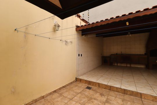 Quintal de casa à venda com 3 quartos, 179m² em Vila Progresso, Santo André