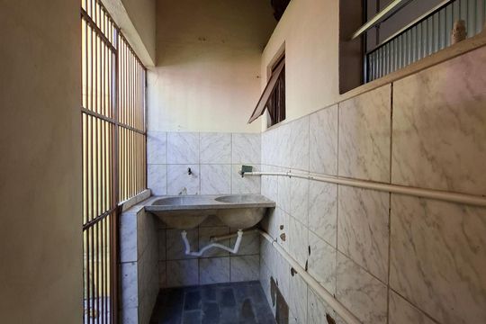 Área de serviço de casa para alugar com 1 quarto, 47m² em Serrano, Belo Horizonte