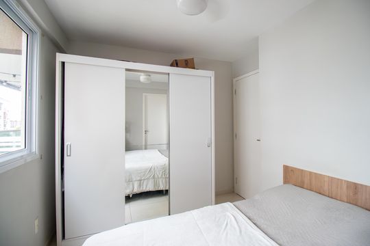 Suíte de apartamento à venda com 2 quartos, 56m² em Irajá, Rio de Janeiro