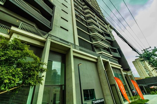 Fachada de apartamento para alugar com 2 quartos, 61m² em Vila Guarani, São Paulo