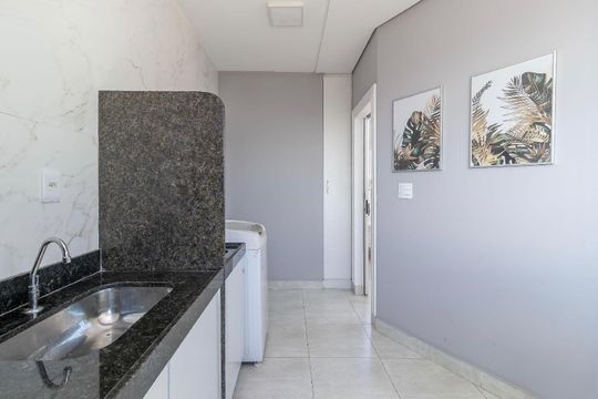 Área de serviço de apartamento para alugar com 3 quartos, 110m² em Candelária, Belo Horizonte