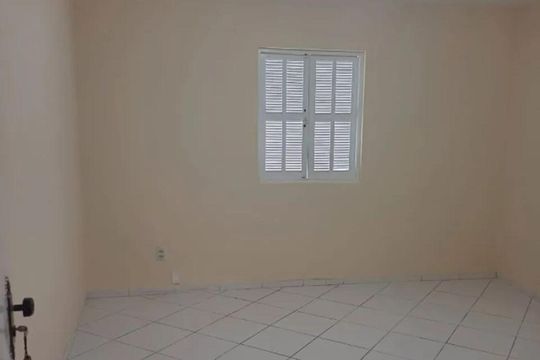 Quarto de casa para alugar com 2 quartos, 98m² em Centro, Campos dos Goytacazes