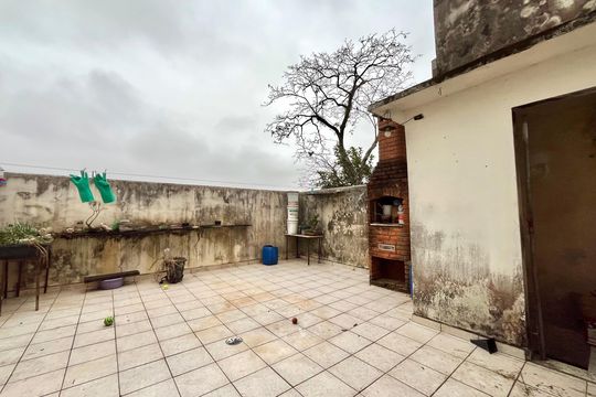 Quintal de casa à venda com 4 quartos, 250m² em Jardim Jabaquara, São Paulo