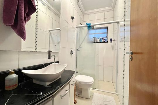Banheiro Corredor de casa à venda com 4 quartos, 250m² em Jardim Jabaquara, São Paulo
