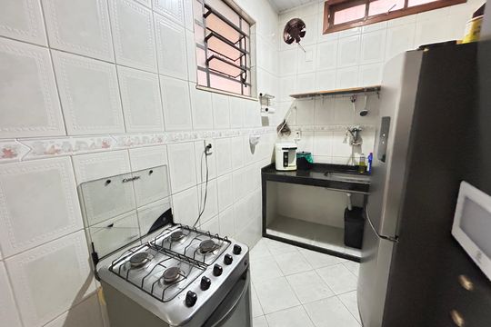 Cozinha de casa para alugar com 2 quartos, 60m² em Engenheiro Leal, Rio de Janeiro