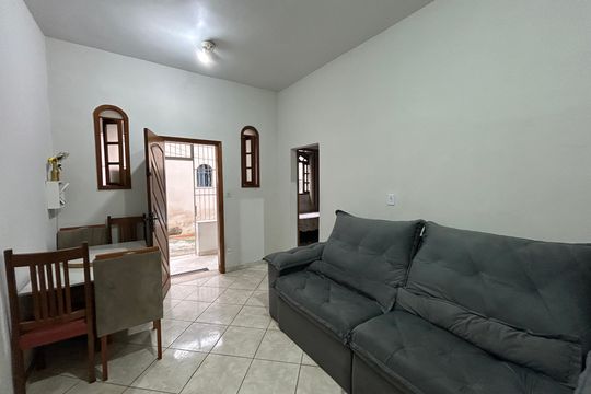 Sala de casa para alugar com 2 quartos, 60m² em Engenheiro Leal, Rio de Janeiro