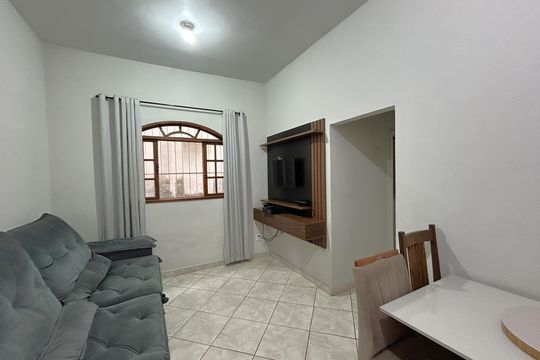 Casa para alugar com 2 quartos, 60m² em Engenheiro Leal, Rio de Janeiro