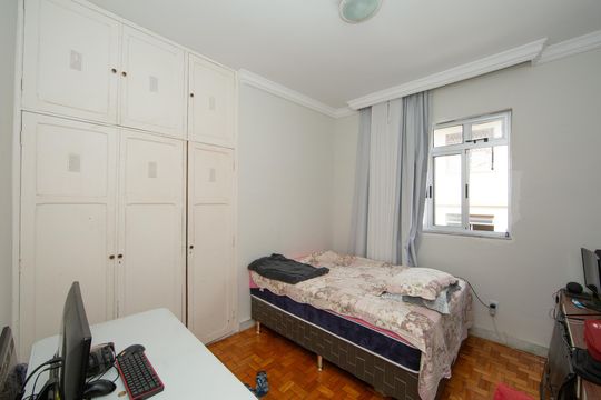 Apartamento à venda com 7 quartos, 300m² em Gutierrez, Belo Horizonte