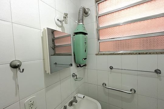 Banheiro de apartamento à venda com 2 quartos, 80m² em Cachambi, Rio de Janeiro