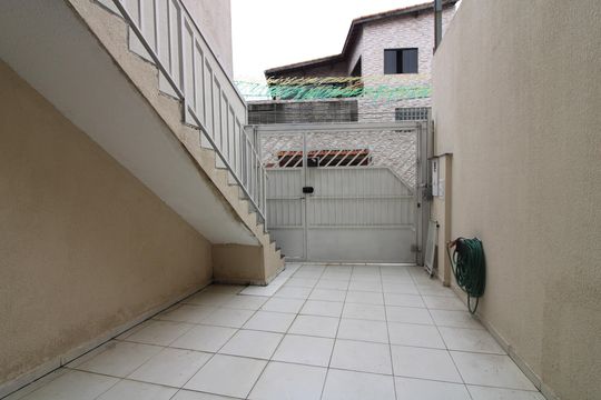 garagem de casa para alugar com 3 quartos, 110m² em Vila Granada, São Paulo