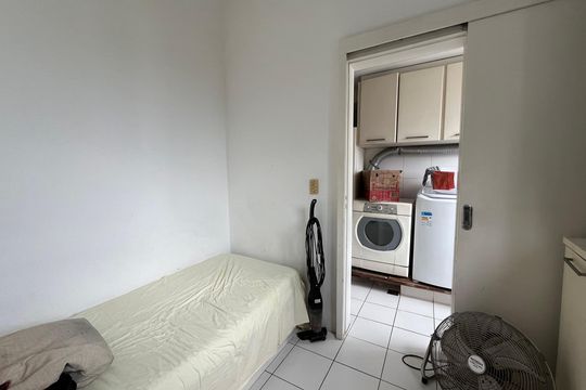 Quarto de Serviço de apartamento à venda com 6 quartos, 440m² em Barra da Tijuca, Rio de Janeiro