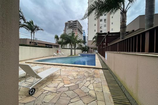 Área comum - Piscina de apartamento para alugar com 3 quartos, 74m² em Pagani, Palhoça
