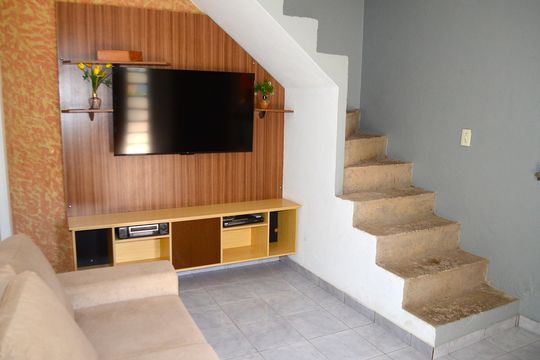 Sala de casa à venda com 3 quartos, 153m² em Vitoria, Belo Horizonte